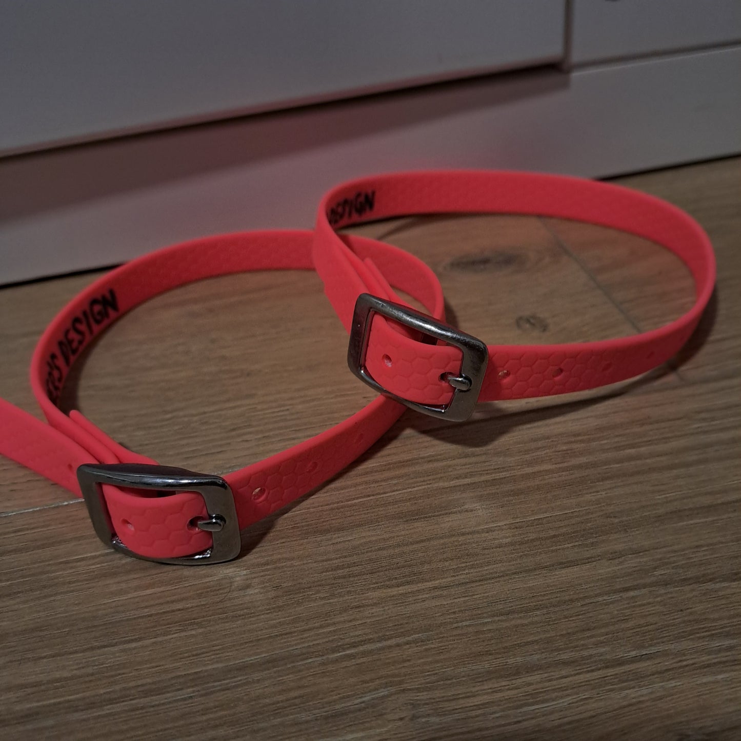 Spur straps - waterproof